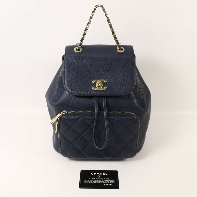 CHANEL 牛皮皮革Business Affinity Backpack金扣鏈帶背包-9