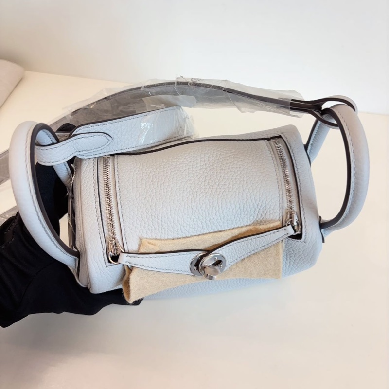 Hermes Mini Lindy 聖杯藍銀扣-5