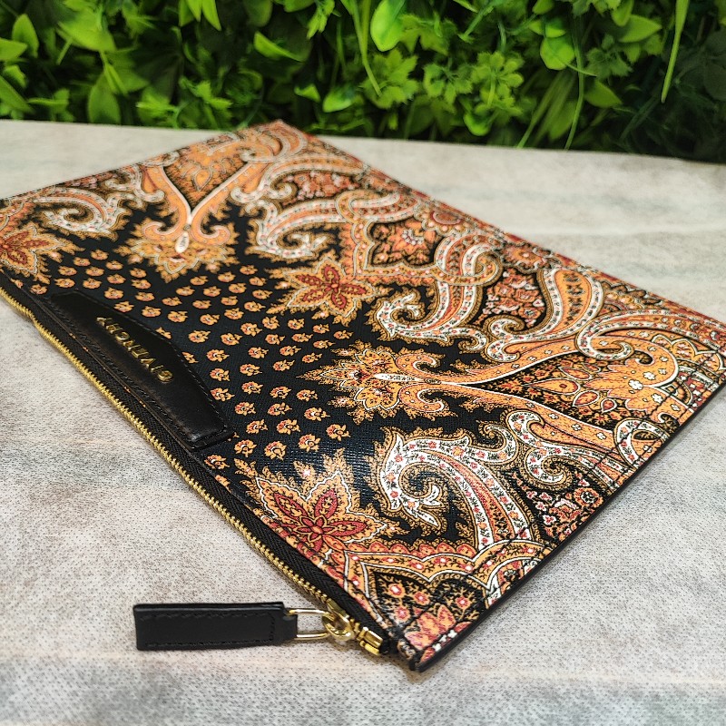 Givenchy Antigona Clutch-2