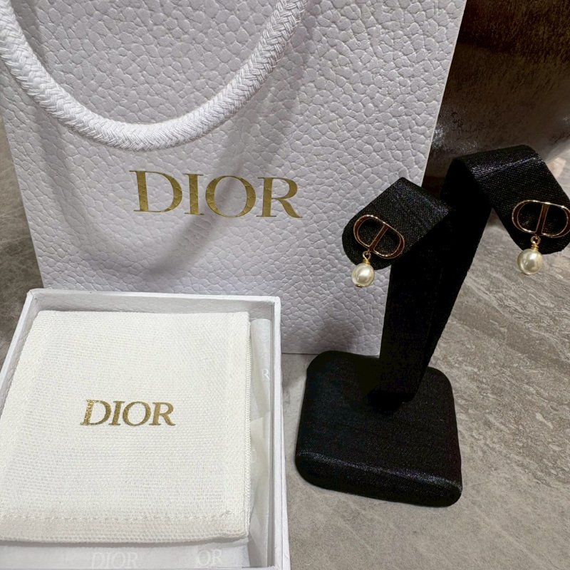 Dior 珍珠吊墜耳環-0