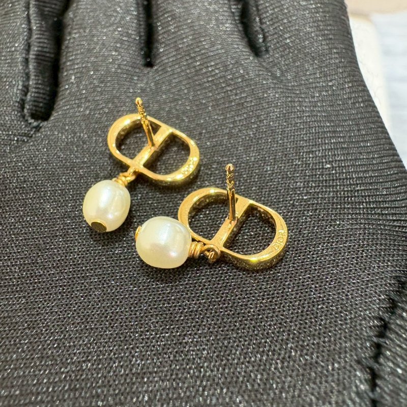 Dior 珍珠吊墜耳環-7