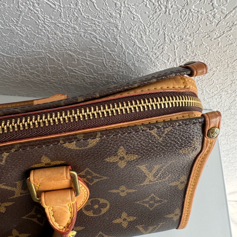 LV花紋橫式雙珠金球手提包👜-44