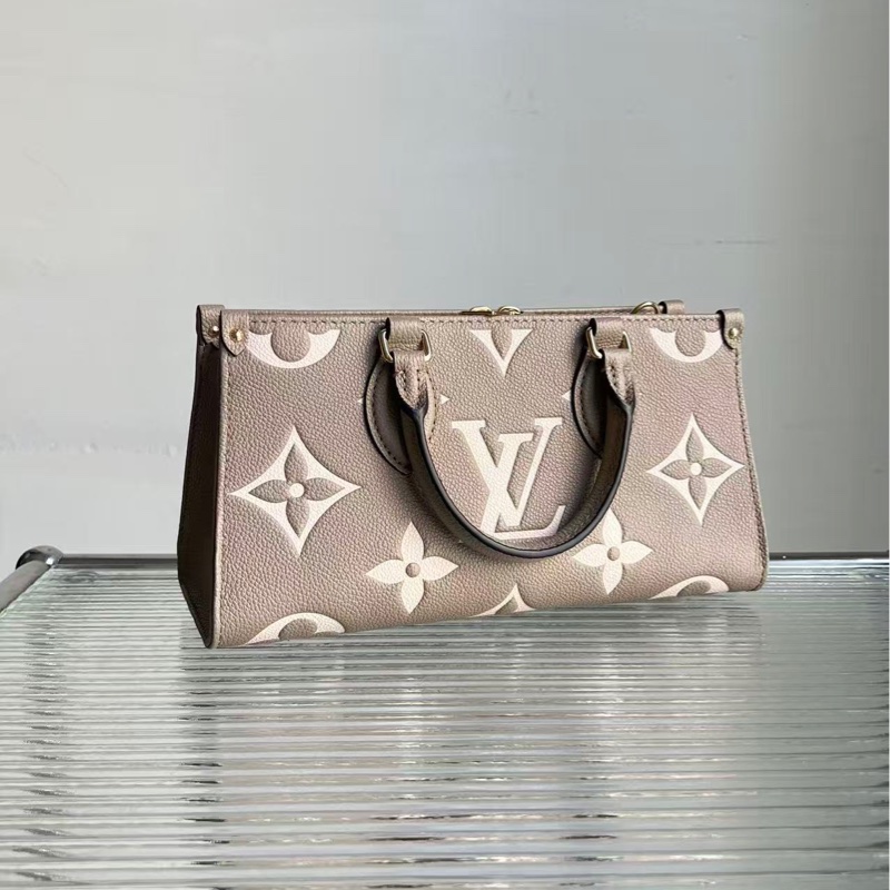 全新🆕 LV/路易威登大象灰橫版 onthego 托特芯片，尺寸：25*13*10-0