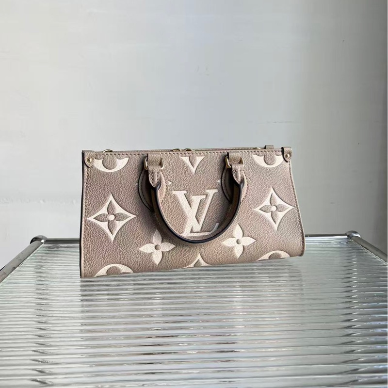 全新🆕 LV/路易威登大象灰橫版 onthego 托特芯片，尺寸：25*13*10-1