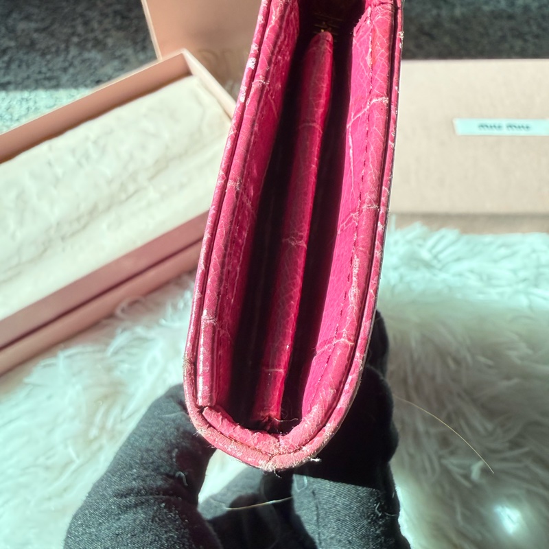 🌸Miu Miu 粉紅色 莓紅色/鱷魚壓紋長款拉鍊錢包-19