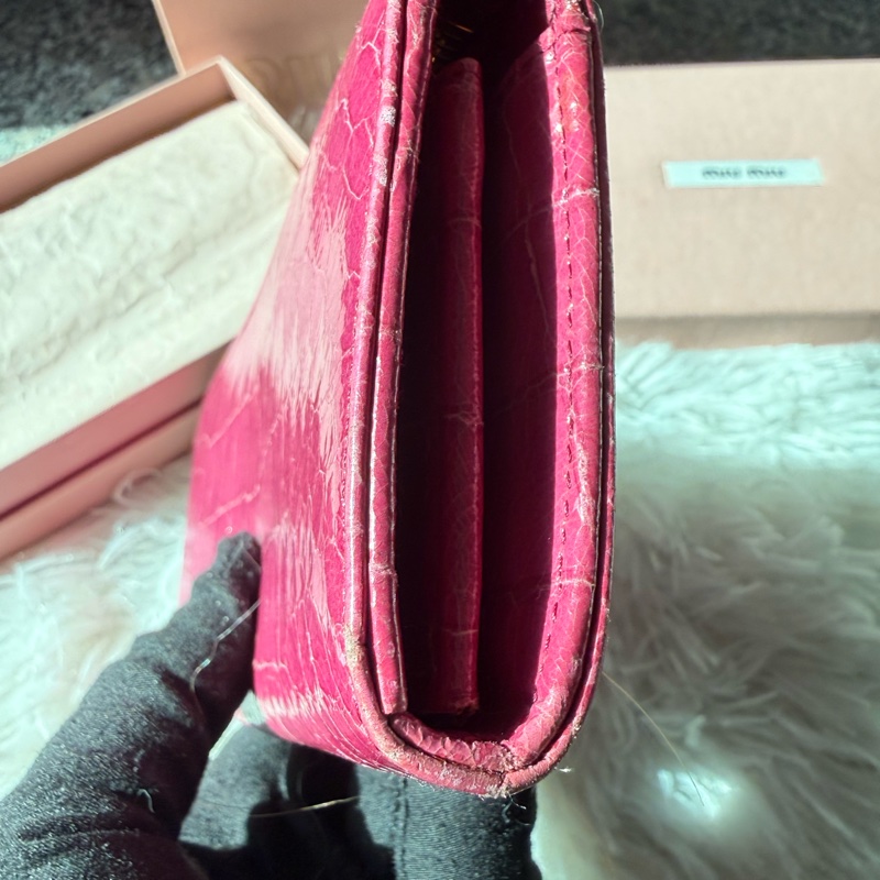 🌸Miu Miu 粉紅色 莓紅色/鱷魚壓紋長款拉鍊錢包-39