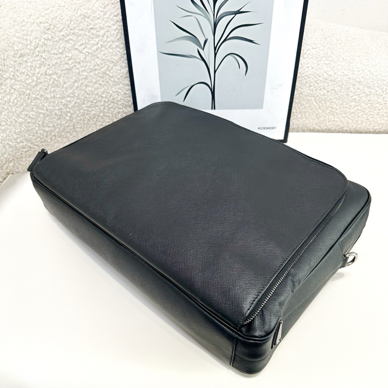 Prada/普拉達  男士手提包 適合商務用電腦文件都能裝 尺寸：40×28×8-4