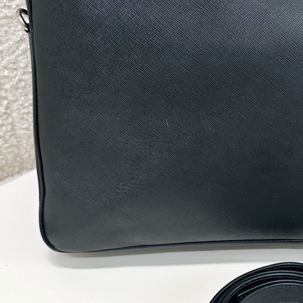 Prada/普拉達  男士手提包 適合商務用電腦文件都能裝 尺寸：40×28×8-6