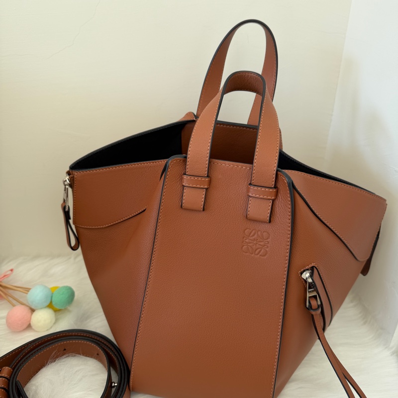 Loewe hammock small tan 吊床包焦糖色小號-5
