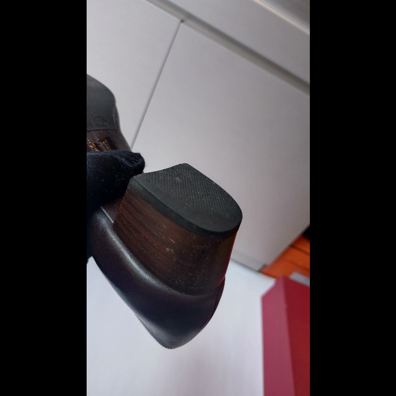 Ferragamo 深咖皮蝴蝶結釦厚跟女鞋-23