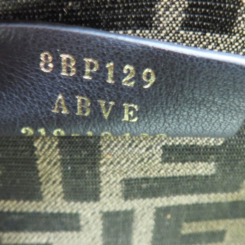 黑色 羊皮 First Small 肩背包【FENDI 芬迪】 8BP129-6