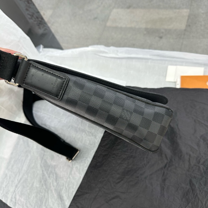 Louis Vuitton路易威登 棋盘格邮差包公文包-4