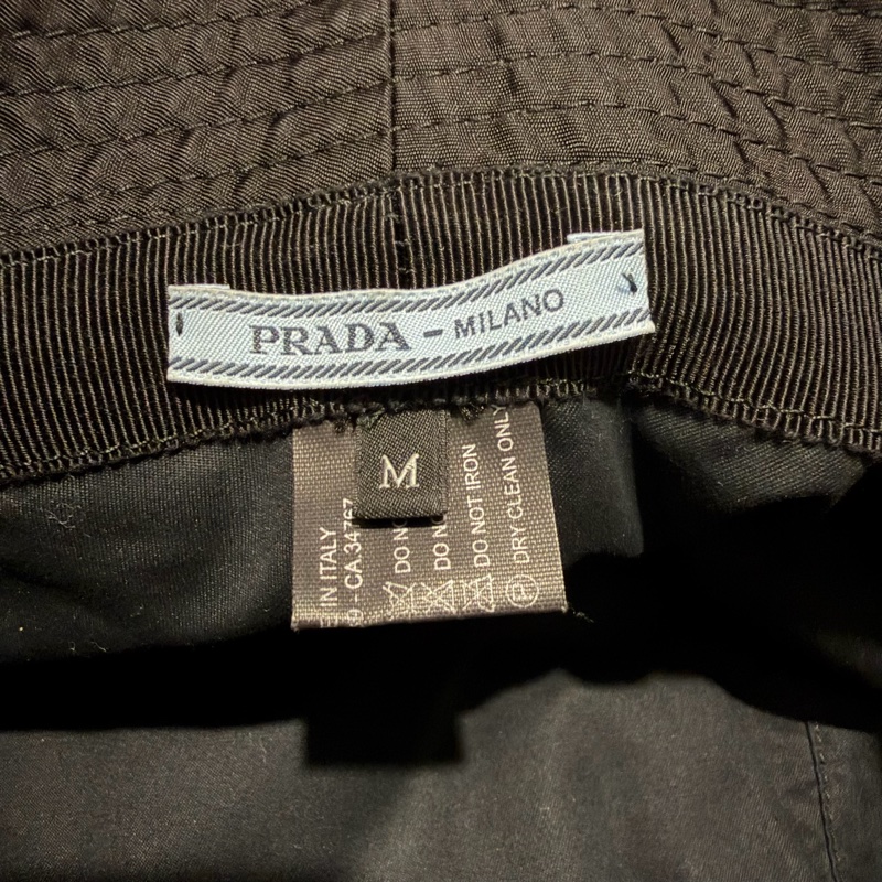 Prada 經典三角鐵牌 尼龍 漁夫帽 黑 M-9