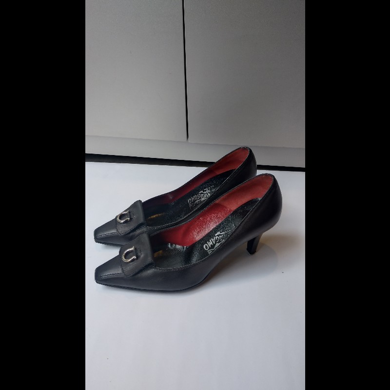 Ferragamo 銀釦頭黑皮高跟女鞋-2