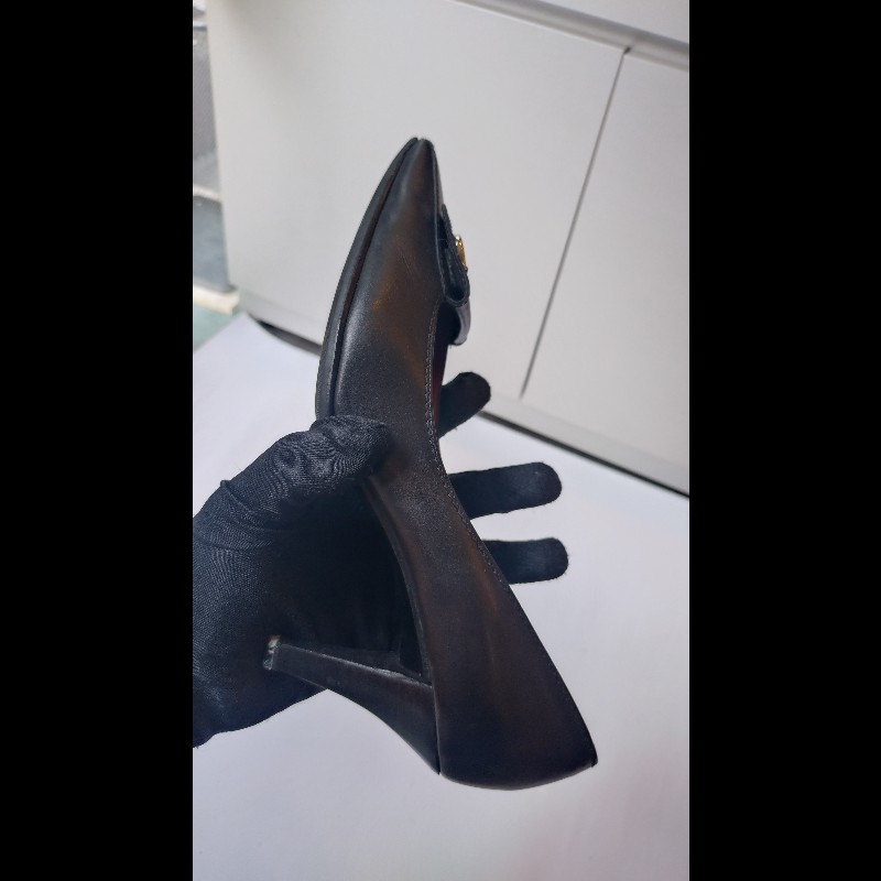 Ferragamo 銀釦頭黑皮高跟女鞋-6