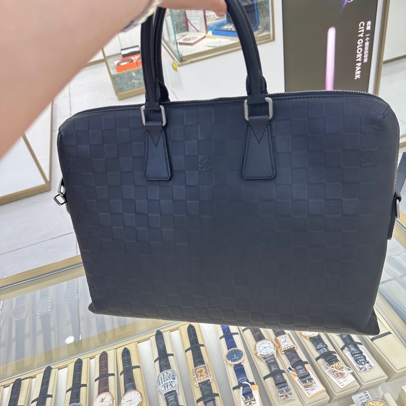 LV路易威登 男士 黑棋盤格全皮公文包 ，97新-1