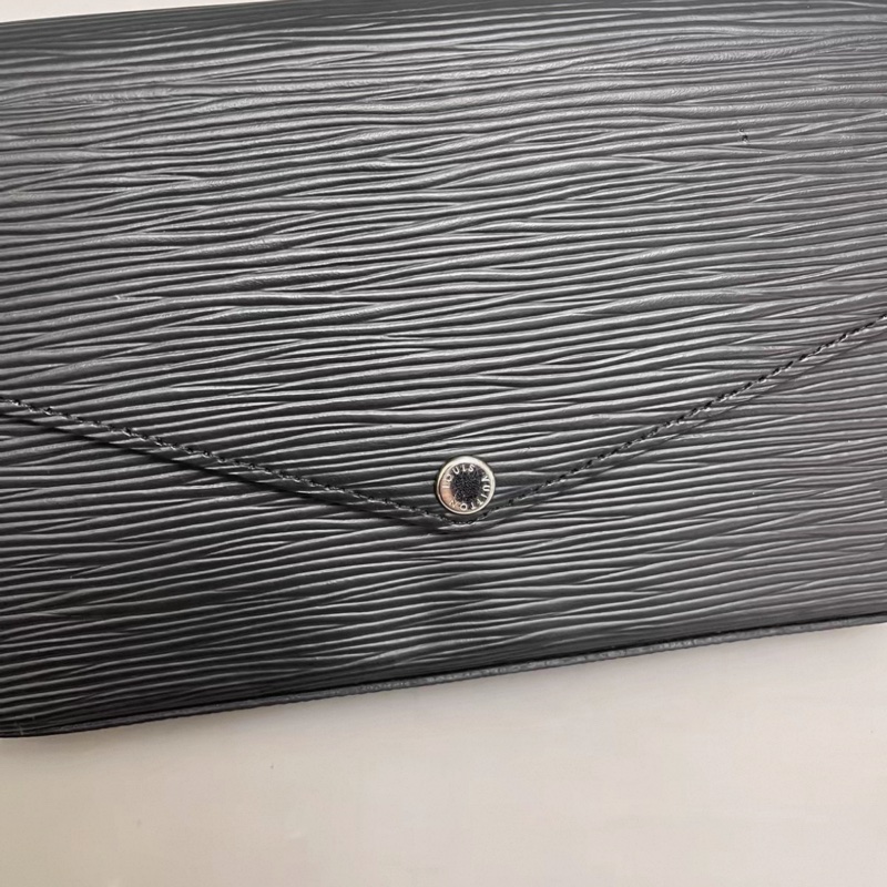 LV路易威登 黑色水波紋三合一-4