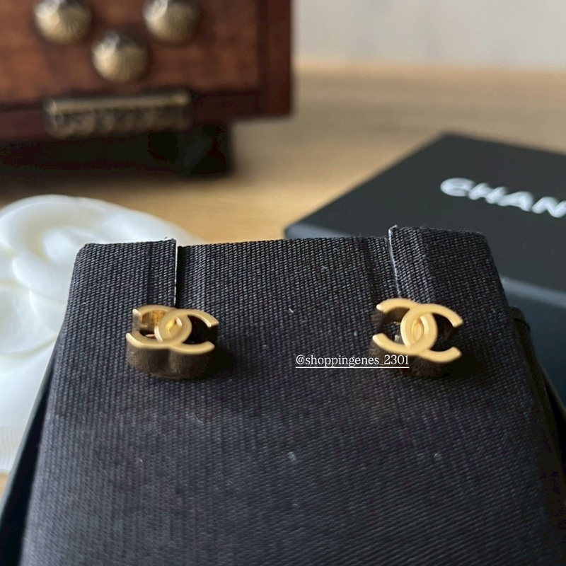 香奈兒 Chanel 26P 超迷你金色耳環❗️尚未抵台-4