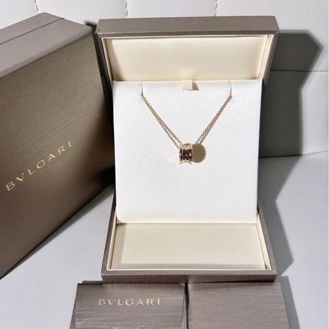Bvlgari寶格麗 爆款 B.ZERO1 系列，玫瑰金彈簧項鍊 ，超顯白 ，2025 年 8 月購入