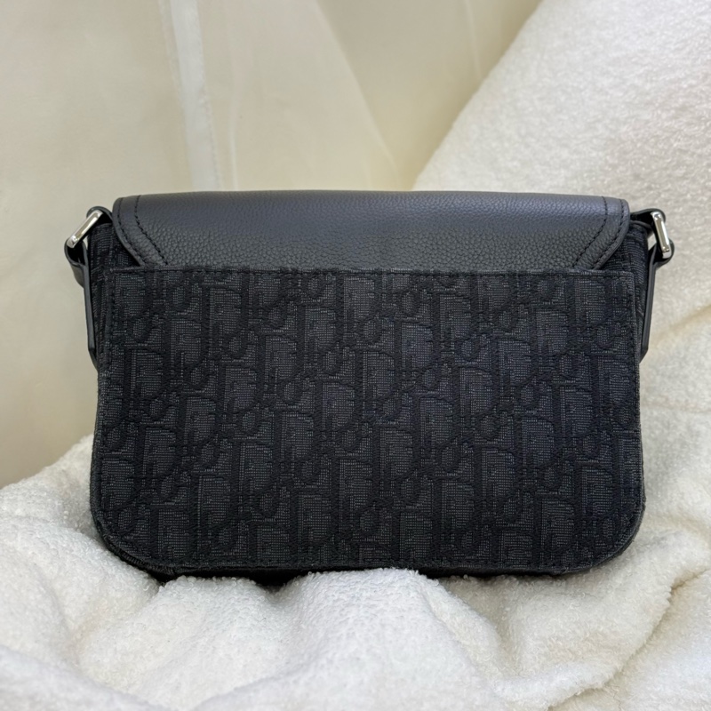 Dior 黑花郵差包-1