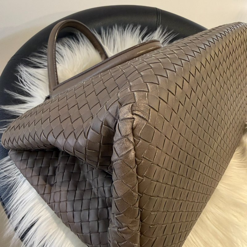 BV 納帕手提大包-5