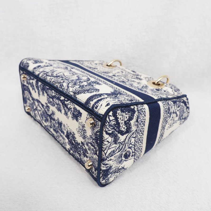 Dior Lady D-Lite Medium 迪奧戴妃包中號五格動物園刺繡款手提單肩包-15