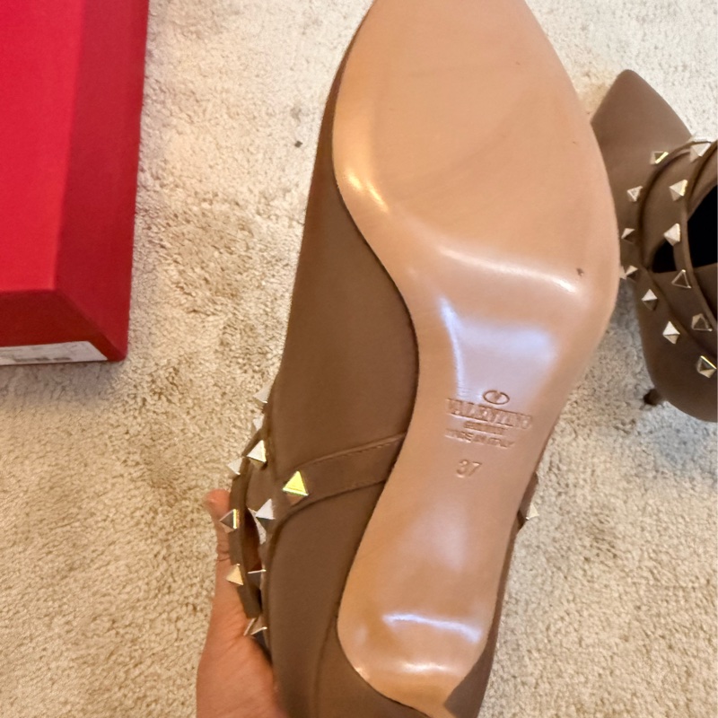 Valentino 經典卯釘短靴 37號-6