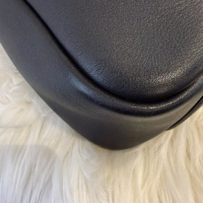 YSL hobo黑金腋下包 小號-6