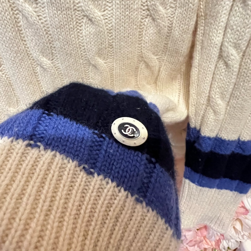 Chanel羊絨衫36碼-1