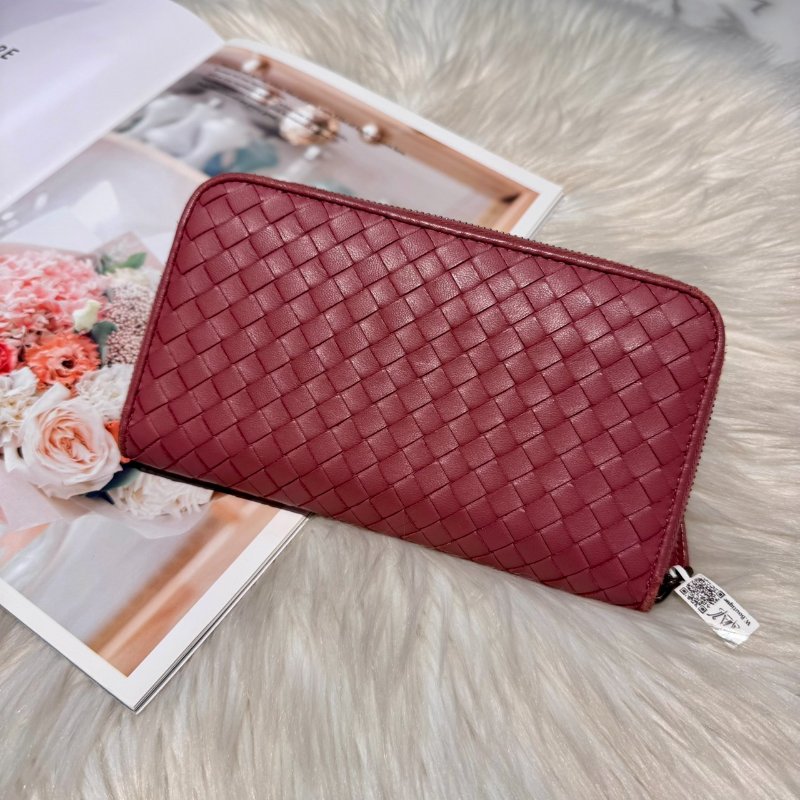 BV 小編織長夾豆沙粉-0