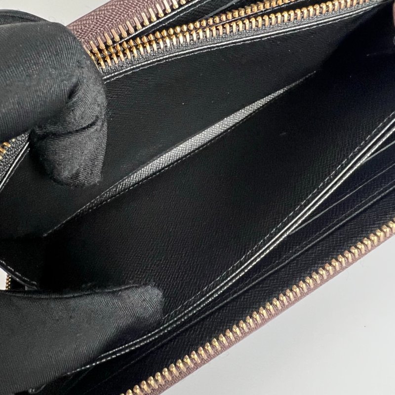 LV M69353 Reverse大logoㄇ拉長夾-5