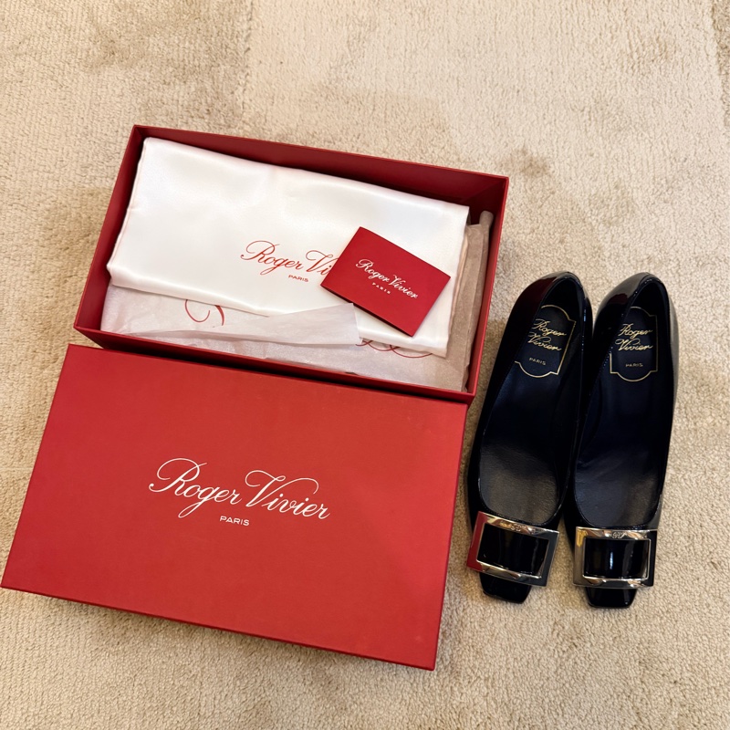 Roger Vivier經典全黑優雅跟鞋 全新 37號-8