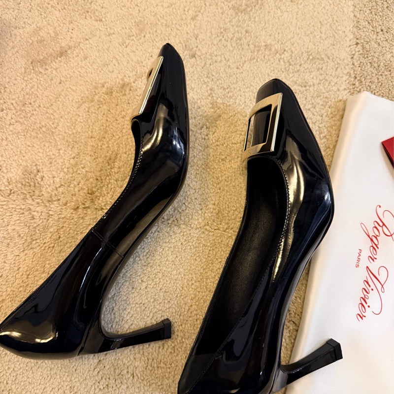 Roger Vivier經典全黑優雅跟鞋 全新 37號-13