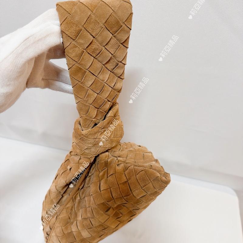 莉亞精品♡Bv 麂皮打結包 近新美品-6