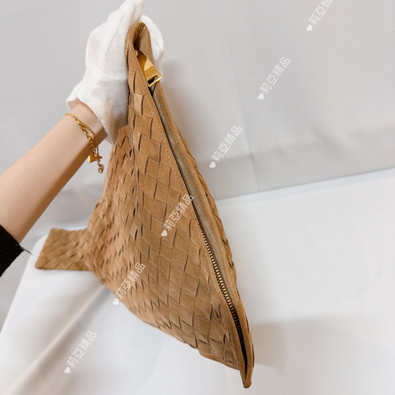 莉亞精品♡Bv 麂皮打結包 近新美品-7