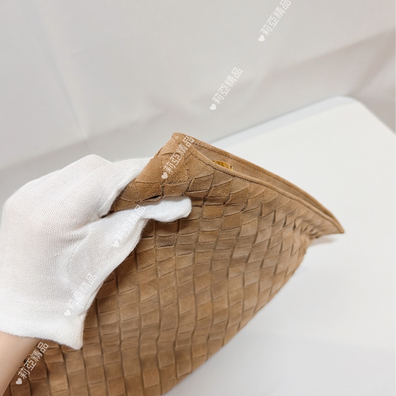 莉亞精品♡Bv 麂皮打結包 近新美品-8