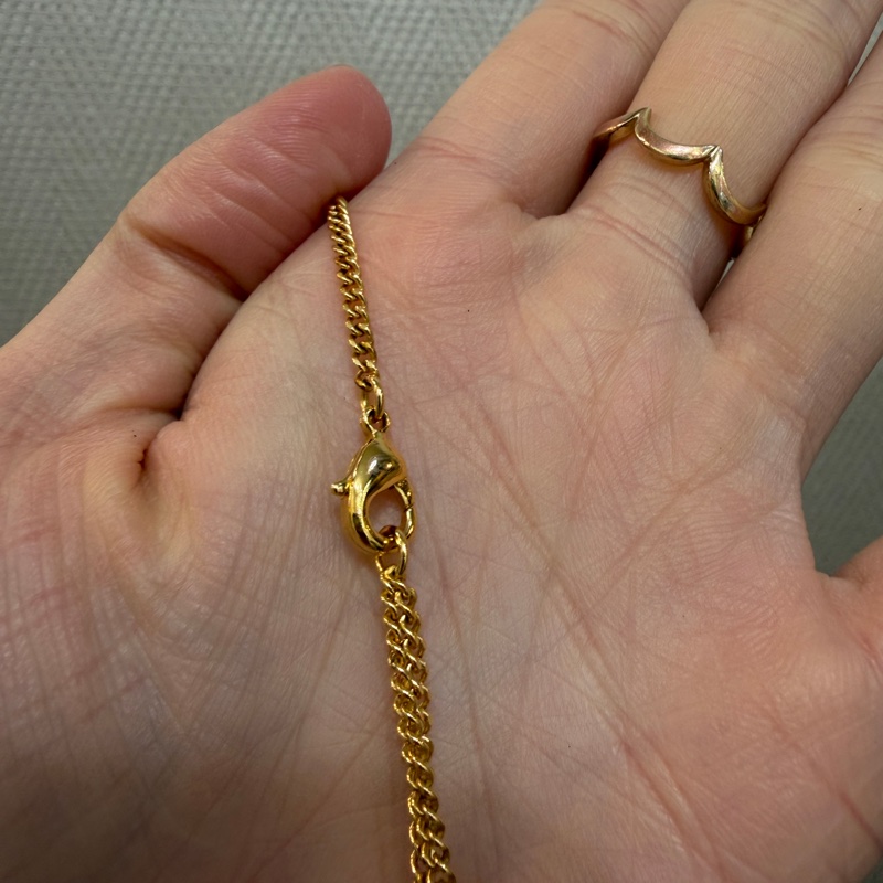 Chanel 金色雙C logo倒三角吊墜項鍊-7