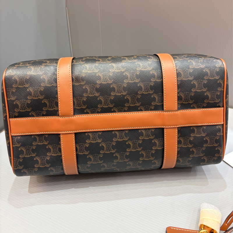 離櫃未使用品 Celine 凱旋門波士頓包/speedy30-12