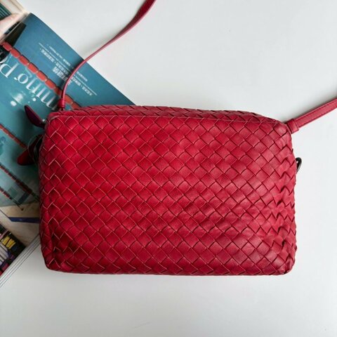 😍超級好裝💖 BV 紅色羊皮編織方形斜背包