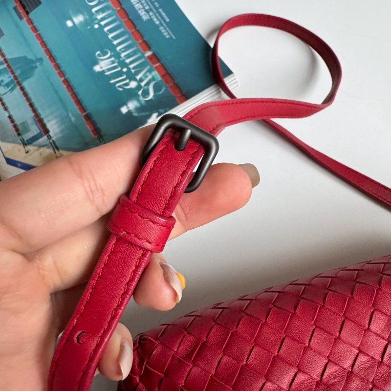 😍超級好裝💖 BV 紅色羊皮編織方形斜背包-12