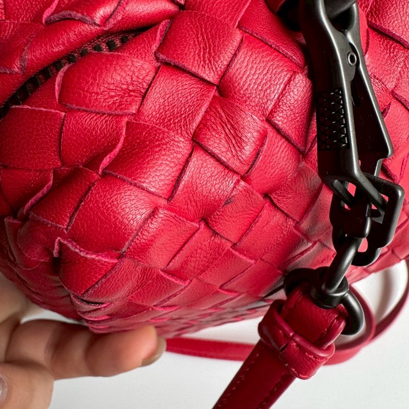 😍超級好裝💖 BV 紅色羊皮編織方形斜背包-15