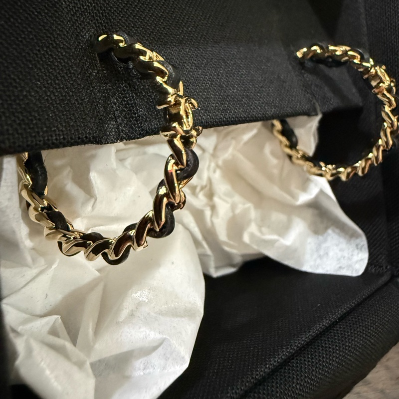 💖Chanel 26P 超美款 皮穿鍊 耳圈 耳針💖 全新-4