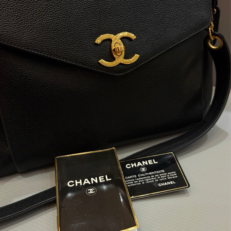 Chanel 黑金荔枝皮肩背購物托特包vintage-28