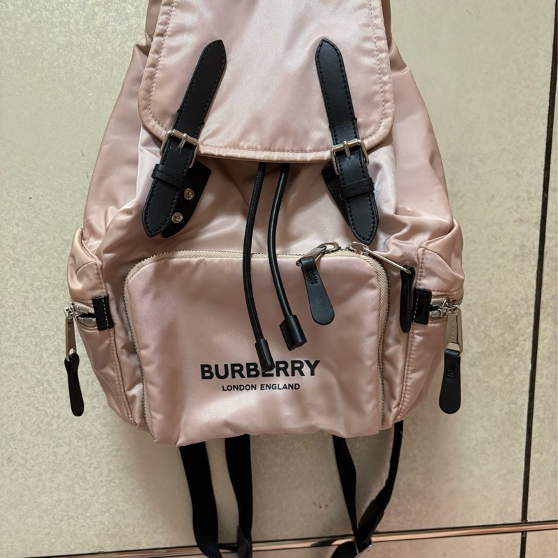Burberry 中款 後背包 淡粉紅色 近全新 只背過1次-附件:防塵袋-5