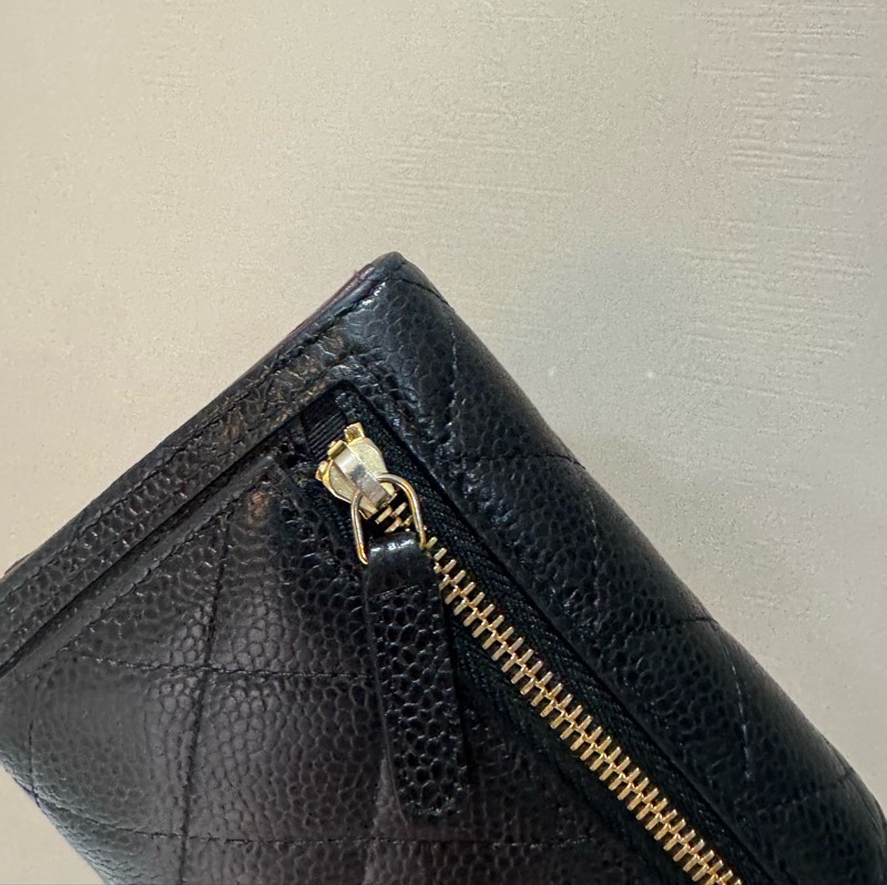 chanel 經典菱格紋短夾-12