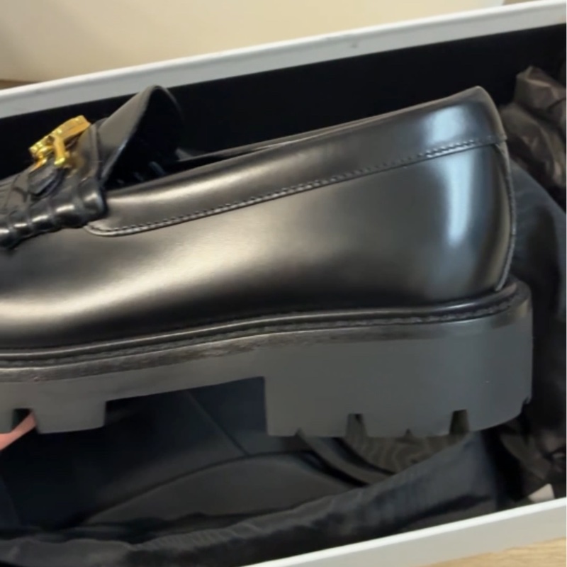 閒置新 僅試穿 Celine賽琳37碼樂福鞋 附件:塵袋+盒-3