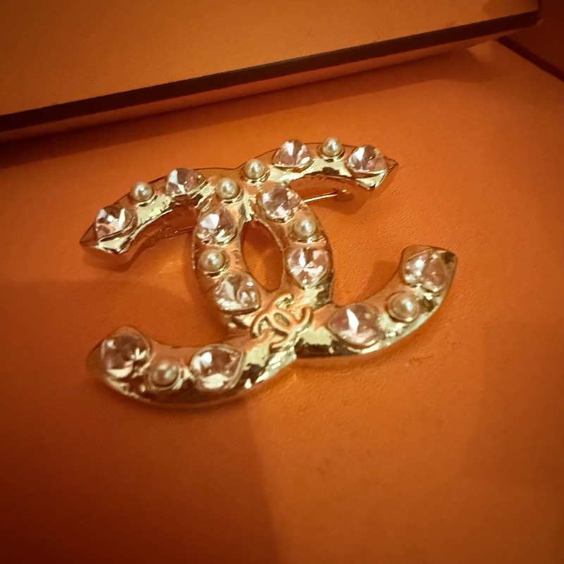 chanel 幾乎全新胸針 粉紅鑽-2