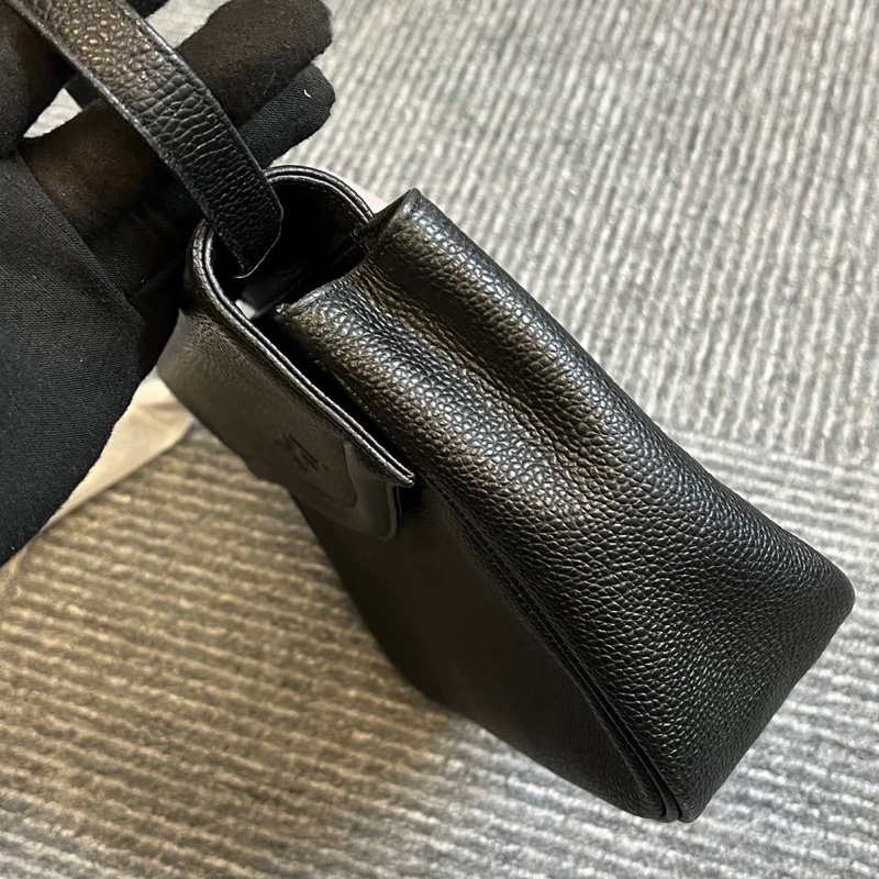 Yves Saint Laurent 肩背包YSL 壓花皮革《中古絕版稀有款》-1