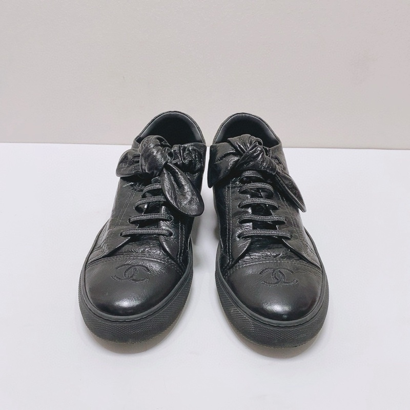 Chanel香奈兒蝴蝶結黑色休閒鞋板鞋39碼，無附件-1
