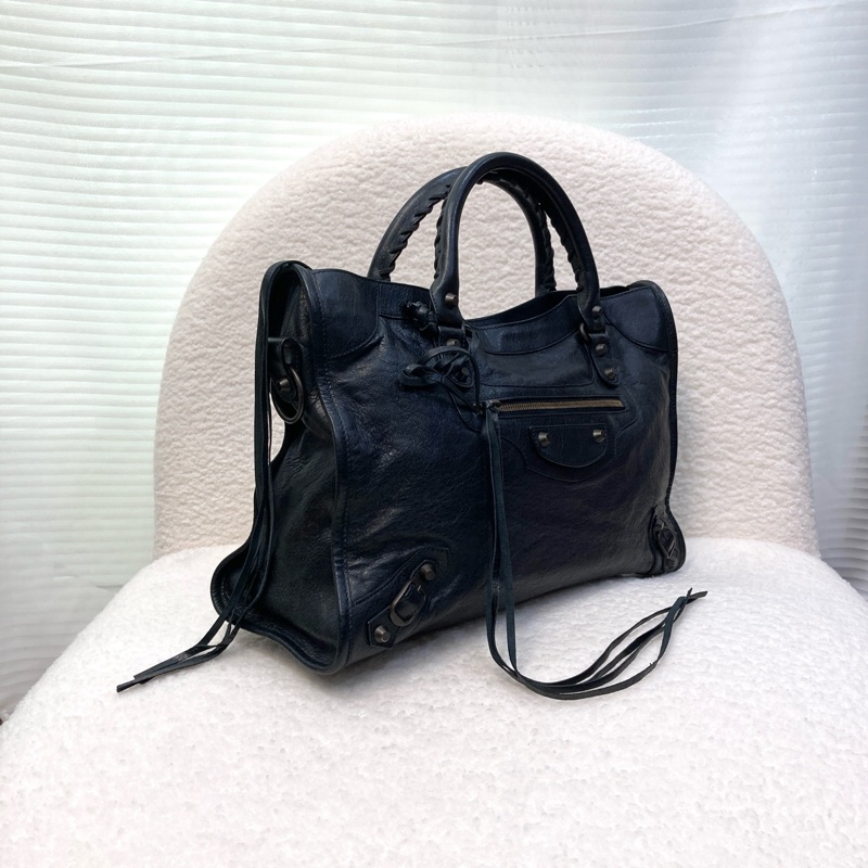 Balenciaga 巴黎世家黑色牛皮 Le City中號機車包 黑金釦手提斜背包-12